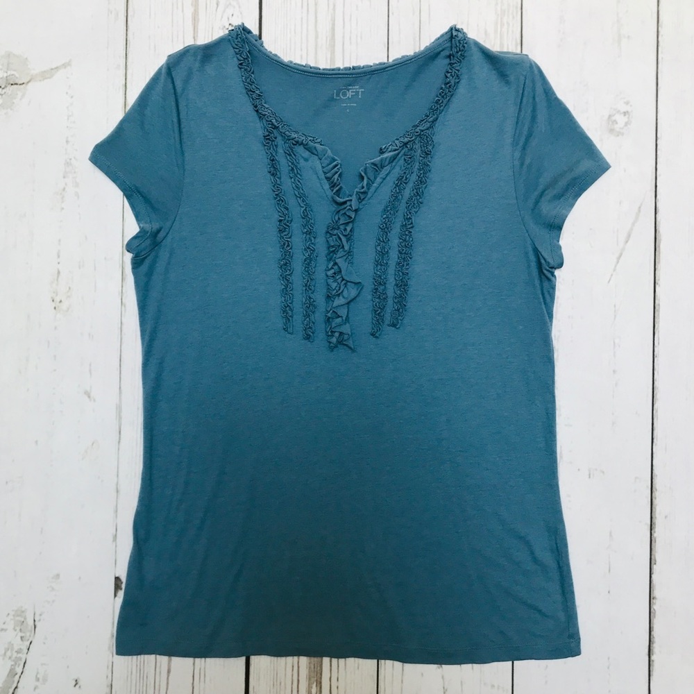 LOFT Short Sleeve Ruffle Front Tee in Blue SZ L